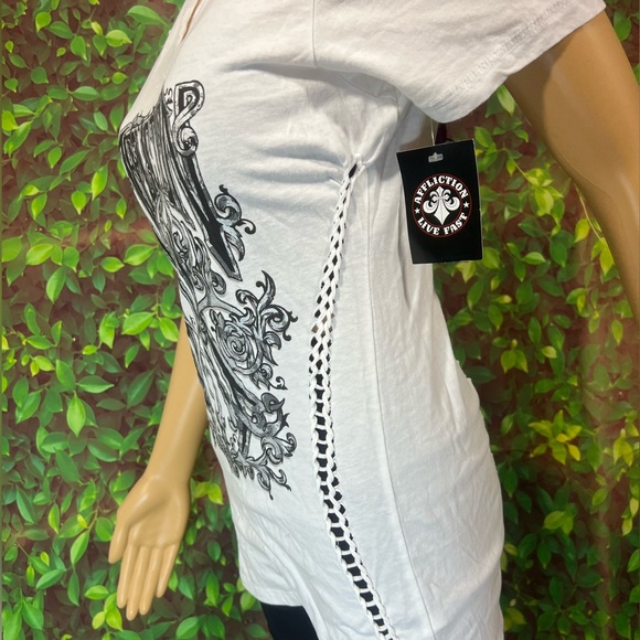 Affliction Women’s T-Shirt - Picture 2 of 16